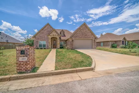 203 New Braunfels, Hallsville, TX 75650