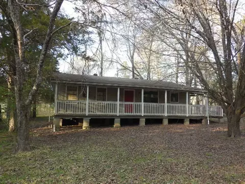 Exterior - 1104 Foreman Rd, Doyline, LA 71023 photo 1 of 2