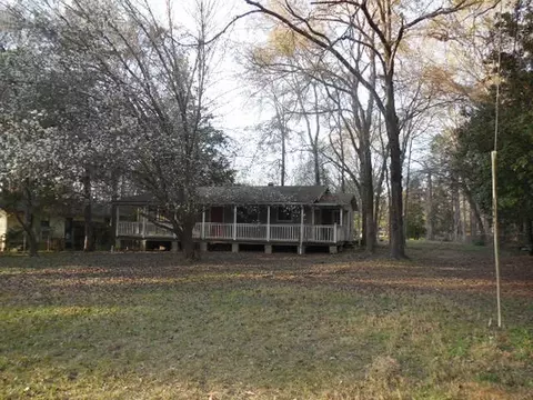 1104 Foreman Rd, Doyline, LA 71023