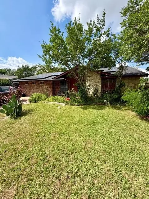 3301 Mccollum St, Irving, TX 75061
