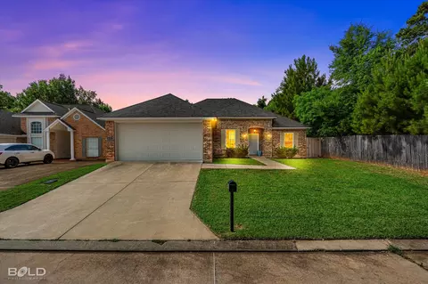 5731 Sweetwater Dr, Shreveport, LA 71119