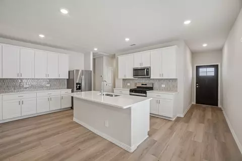 3056 Belton Dr, Farmersville, TX 75442