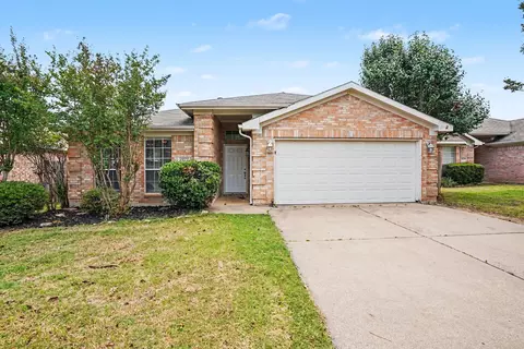 8563 Miami Springs Dr, Fort Worth, TX 76123