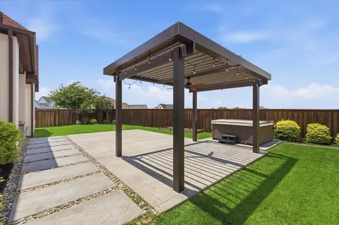Exterior - 1713 Roundtree Cir E, Aledo, TX 76008 photo 5 of 7