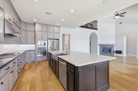 Kitchen - 1713 Roundtree Cir E, Aledo, TX 76008 photo 2 of 5