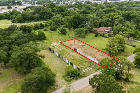 2411 Tally Ho Ln, Dallas, TX 75212