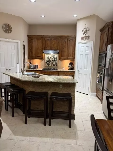 Kitchen - 202 Tower Cir, Terrell, TX 75160 photo 3 of 4