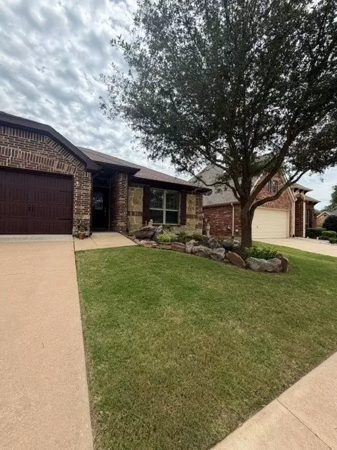 Exterior - 202 Tower Cir, Terrell, TX 75160 photo 5 of 18