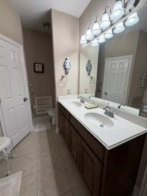 Bath - 202 Tower Cir, Terrell, TX 75160 photo 5 of 5