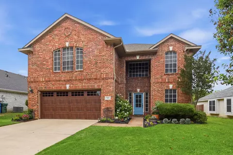 205 Benton Dr, Roanoke, TX 76262