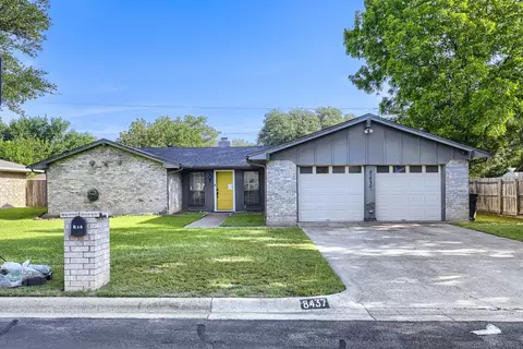8437 Glenann Dr, North Richland Hills, TX 76182