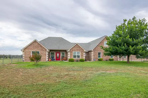 6187 Fm 586, Bangs, TX 76823