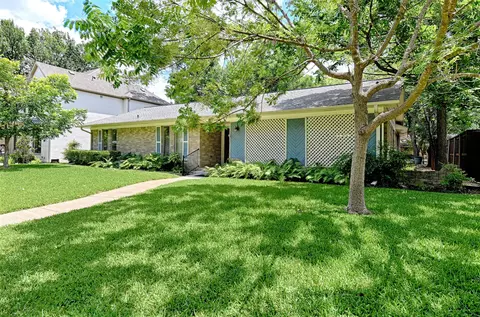 Exterior - 1313 Apache Dr, Richardson, TX 75080 photo 4 of 9