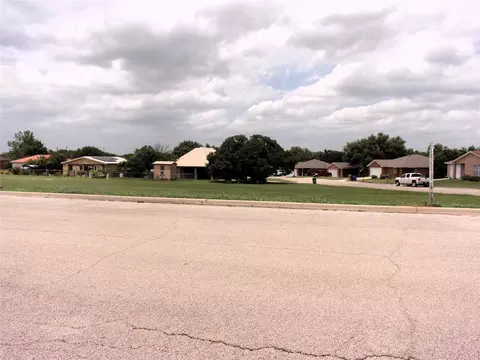 1902 W Brown St, San Saba, TX 76877 photo 2