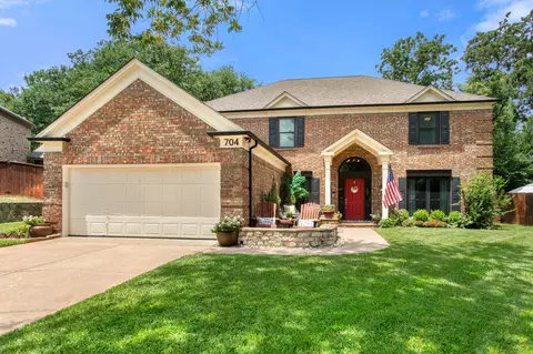 704 Windswept Ct, Grapevine, TX 76051