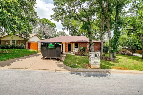 1400 Breckenridge Rd, Mansfield, TX 76063