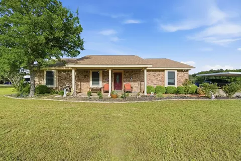 2009 Adams Ln S, Azle, TX 76020