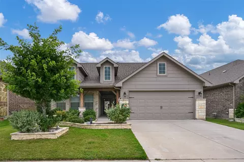 1669 Victoria Dr, Fort Worth, TX 76131