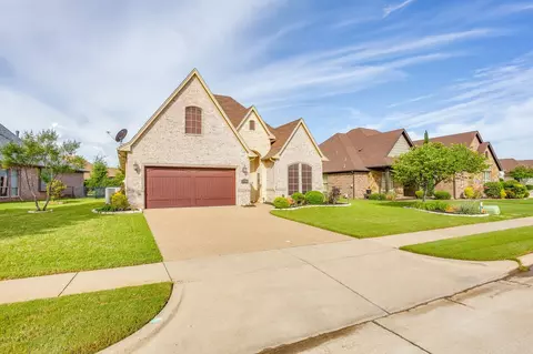 2304 Marseilles Ct, Granbury, TX 76048