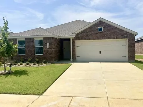 2508 Farrier Ln, Aubrey, TX 76227