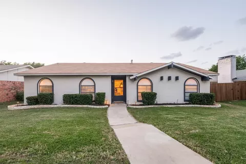 3129 Windsor Rd, Carrollton, TX 75007