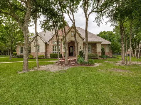 2705 Wolf Creek Dr, Lucas, TX 75002