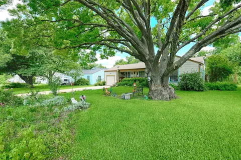 317 Edgehill Blvd, Richardson, TX 75081