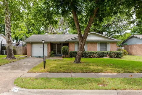 511 Fairview Dr, Richardson, TX 75081