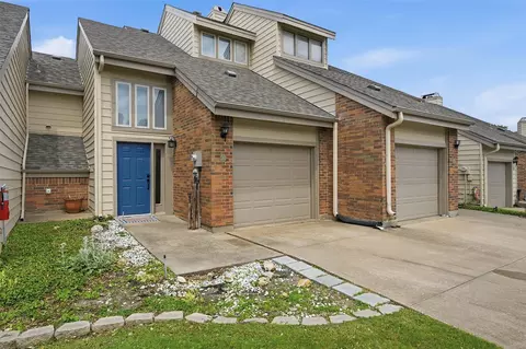 110 Summer Place Cir, Pottsboro, TX 75076