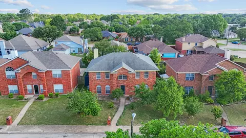 7116 Grey Dawn Ln, Dallas, TX 75227