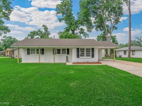 4221 Evelyn St, Bossier City, LA 71112