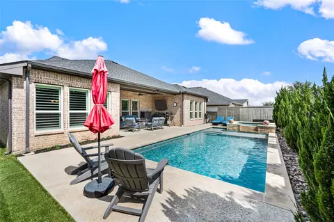 805 Overland Ct, Northlake, TX 76247