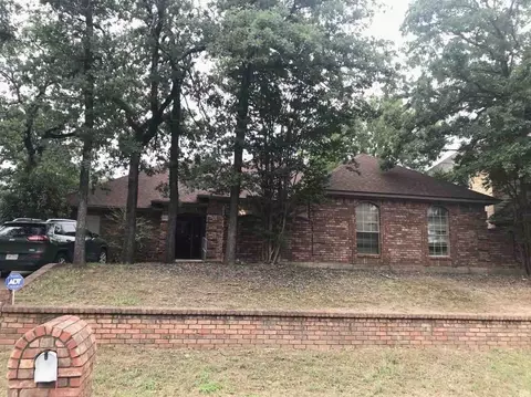 4904 Saddleback Rd, Arlington, TX 76017