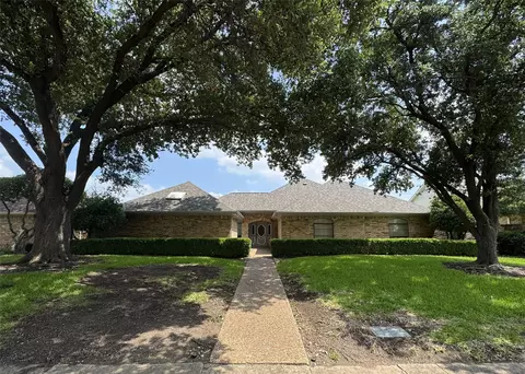 4220 Brooktree Ln, Dallas, TX 75287