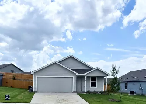226 Hidden Meadows Dr, Sherman, TX 75092