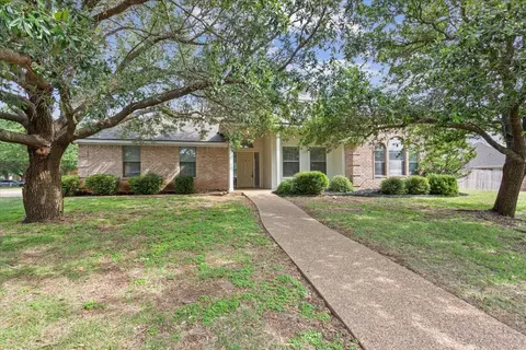 Exterior - 10136 Aragon Dr, Waco, TX 76708 photo 2 of 11