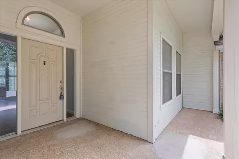 Exterior - 10136 Aragon Dr, Waco, TX 76708 photo 3 of 11