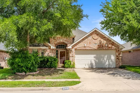 8008 Paloverde Dr, Fort Worth, TX 76137