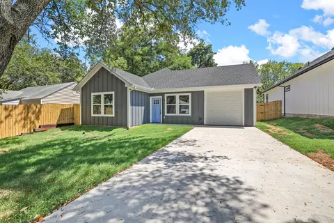 516 E Heron St, Denison, TX 75021
