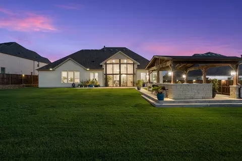 11416 Hickory Falls Dr, Argyle, TX 76226