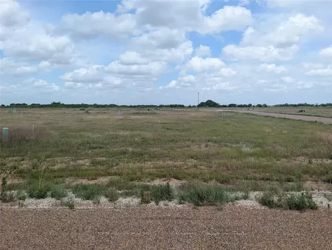 1051 Highland St, Mabank, TX 75147