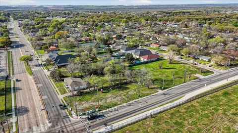 451 N Jim Miller Rd, Dallas, TX 75217
