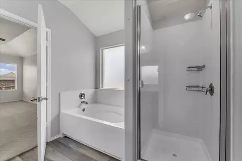 Bath - 3212 Beutel Rd, Lorena, TX 76655 photo 1 of 2