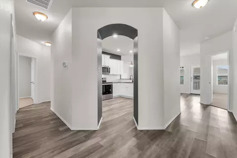 Entry Way - 3212 Beutel Rd, Lorena, TX 76655 photo 3 of 4