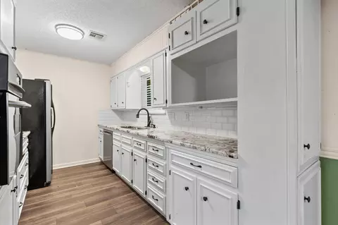 Kitchen - 406 Cindy Ln, Lorena, TX 76655 photo 3 of 3