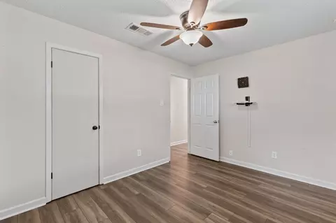 Bedroom - 406 Cindy Ln, Lorena, TX 76655 photo 4 of 5