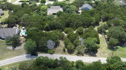 300 Summit Edge Dr, Glen Rose, TX 76043