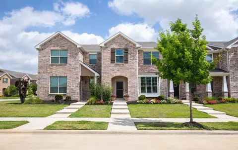 2308 Davenport Dr, Denton, TX 76207