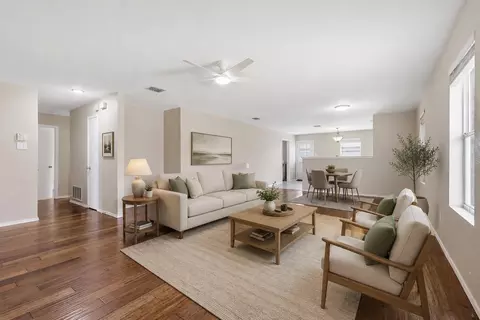 102 Pintail Ln, Sanger, TX 76266
