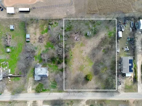 214 Hungry Hl, Eddy, TX 76524
